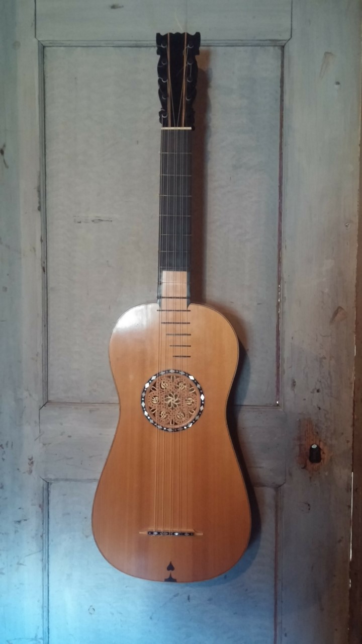 Barokkgitar, etter Antonio Stradivarius 1697,.